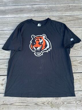 STARTER Black Short-Sleeve Tee with Orange and White Tiger Logo